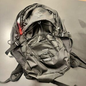 Osprey Quasar Black Backpack 26L